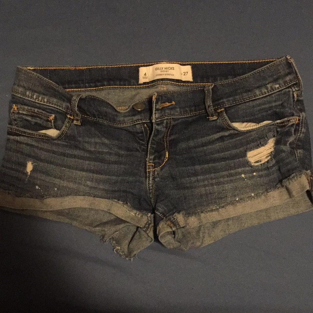BOGO . Gilly Hicks shorts sz 4